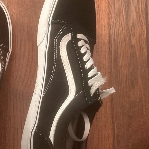 Vans Men's Classic Black and White Sneakers - Picture 3 of 3